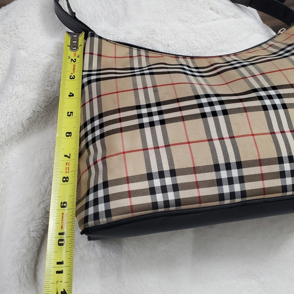 Authentic Burberry plaid horseferry nylon shoulder bag - Picture 11 of 16